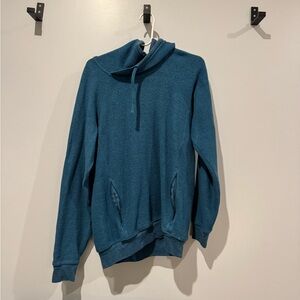 Alo Yoga Triumph Hoodie - Eclipse Blue